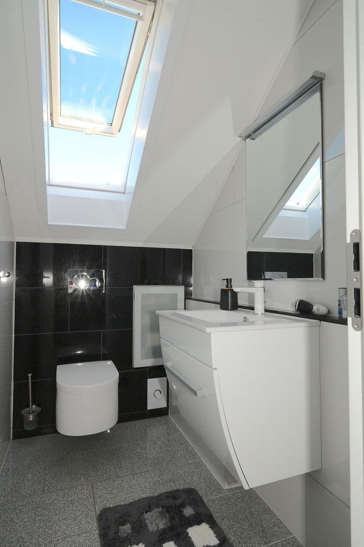 Prodej bytu 3+1 89 m², Freiburg im Breisgau, Bádensko-Württembersko Prodej bytu 3+1 89 m², Freiburg im Breisgau, Bádensko-Württembersko