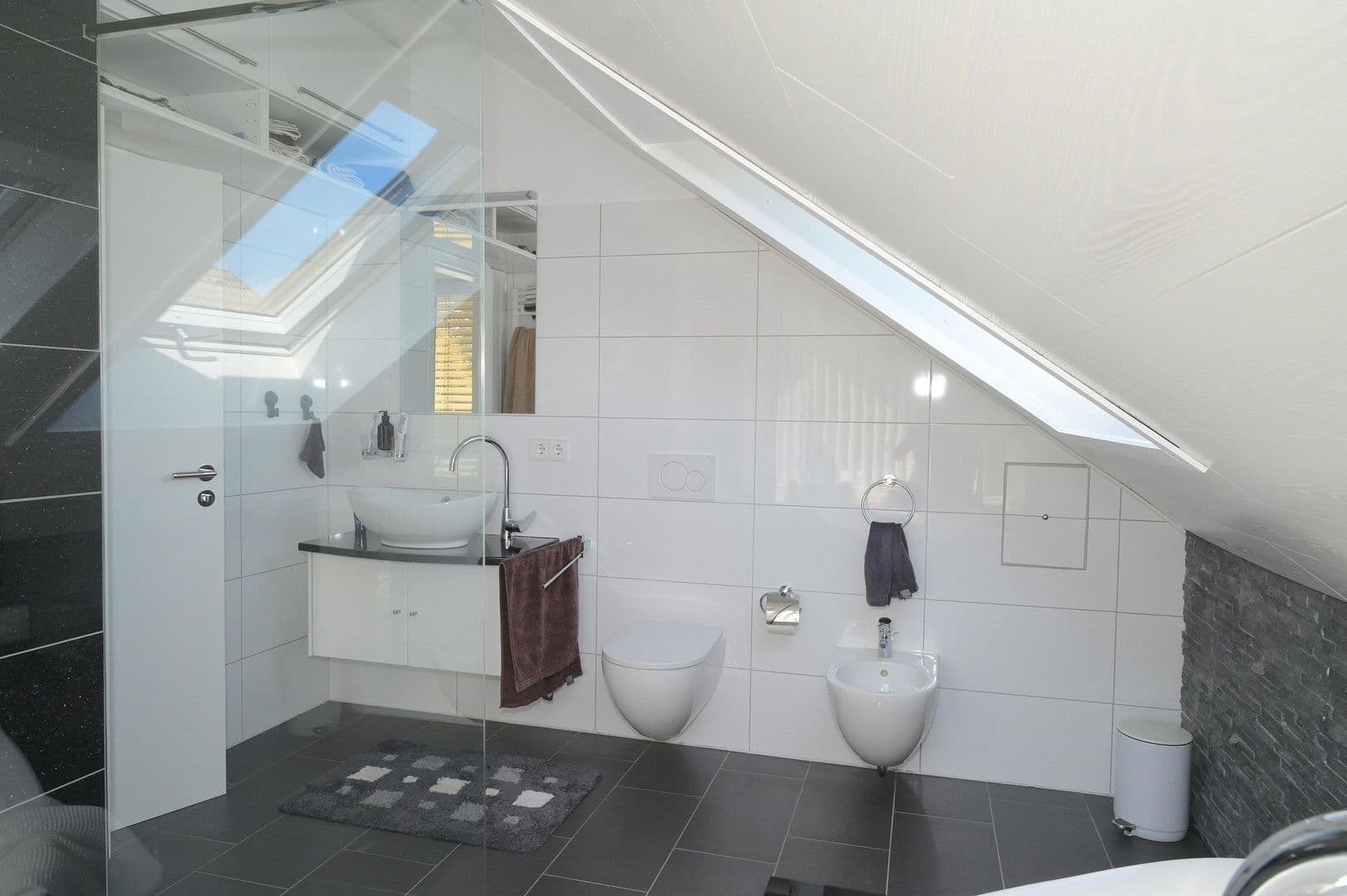 Prodej bytu 3+1 89 m², Freiburg im Breisgau, Bádensko-Württembersko Prodej bytu 3+1 89 m², Freiburg im Breisgau, Bádensko-Württembersko