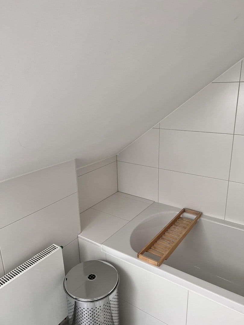 Pronájem bytu 2+1 70 m², Ziegelsteige 18, Mosbach, Bádensko-Württembersko Pronájem bytu 2+1 70 m², Ziegelsteige 18, Mosbach, Bádensko-Württembersko