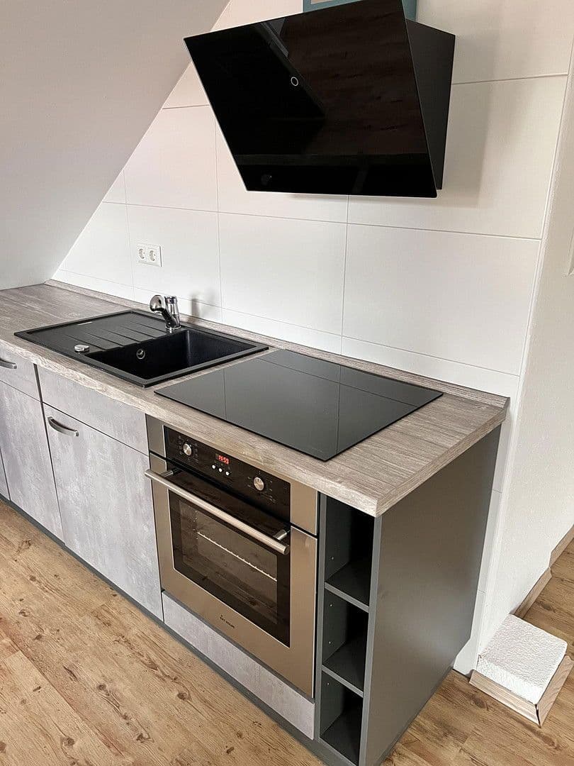 Pronájem bytu 2+1 70 m², Ziegelsteige 18, Mosbach, Bádensko-Württembersko Pronájem bytu 2+1 70 m², Ziegelsteige 18, Mosbach, Bádensko-Württembersko