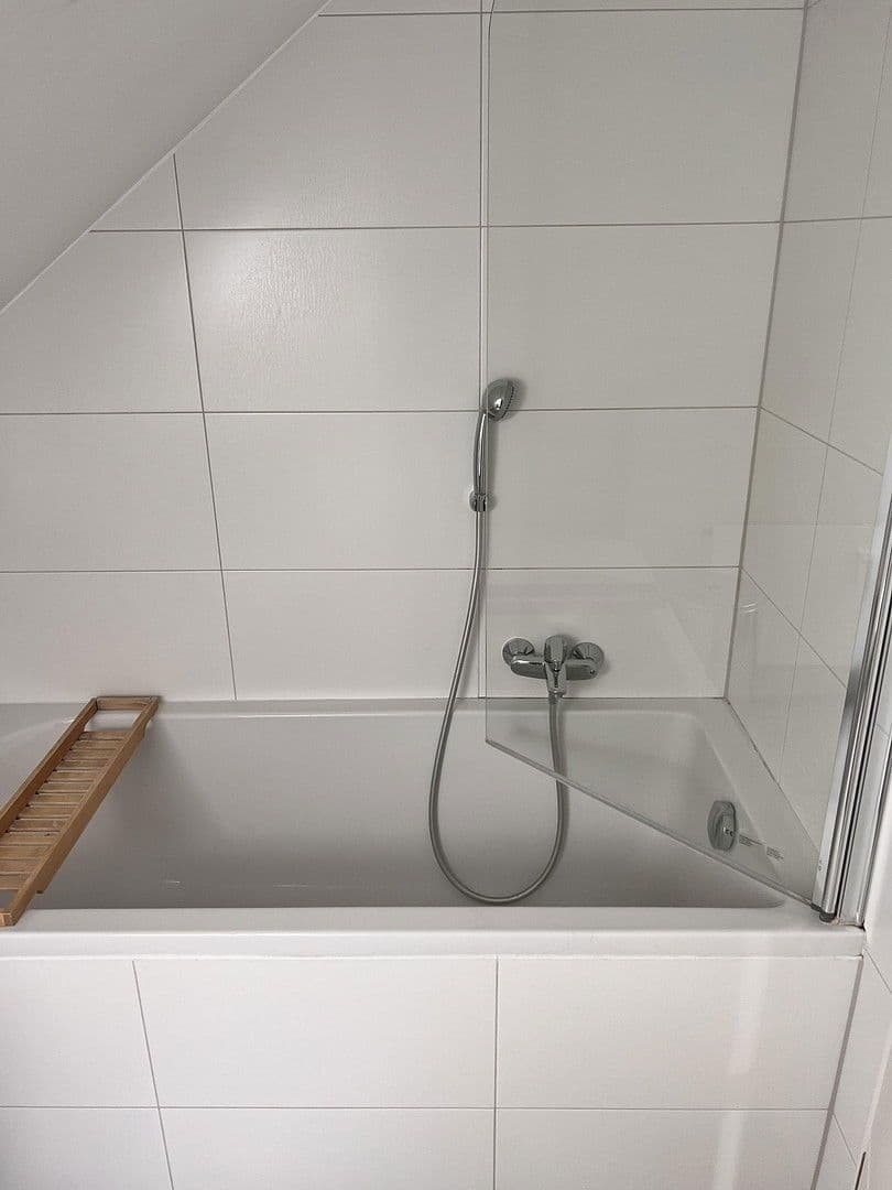 Pronájem bytu 2+1 70 m², Ziegelsteige 18, Mosbach, Bádensko-Württembersko Pronájem bytu 2+1 70 m², Ziegelsteige 18, Mosbach, Bádensko-Württembersko