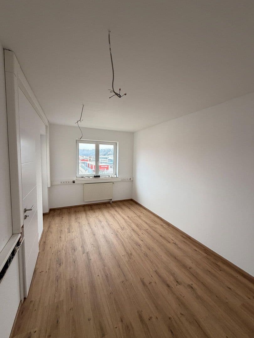 Pronájem kanceláře 190 m², Bellenberg, Bavorsko Pronájem kanceláře 190 m², Bellenberg, Bavorsko