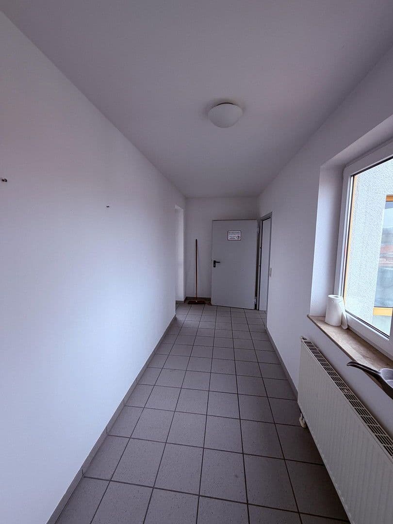 Pronájem kanceláře 190 m², Bellenberg, Bavorsko Pronájem kanceláře 190 m², Bellenberg, Bavorsko