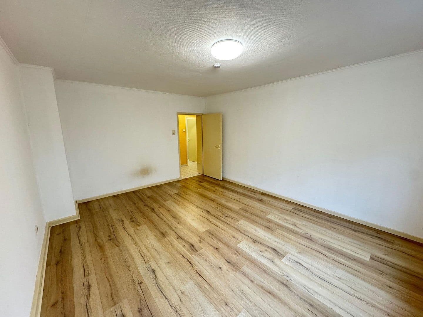 Pronájem bytu 2+1 50 m², Moers, Severní Porýní-Vestfálsko Pronájem bytu 2+1 50 m², Moers, Severní Porýní-Vestfálsko