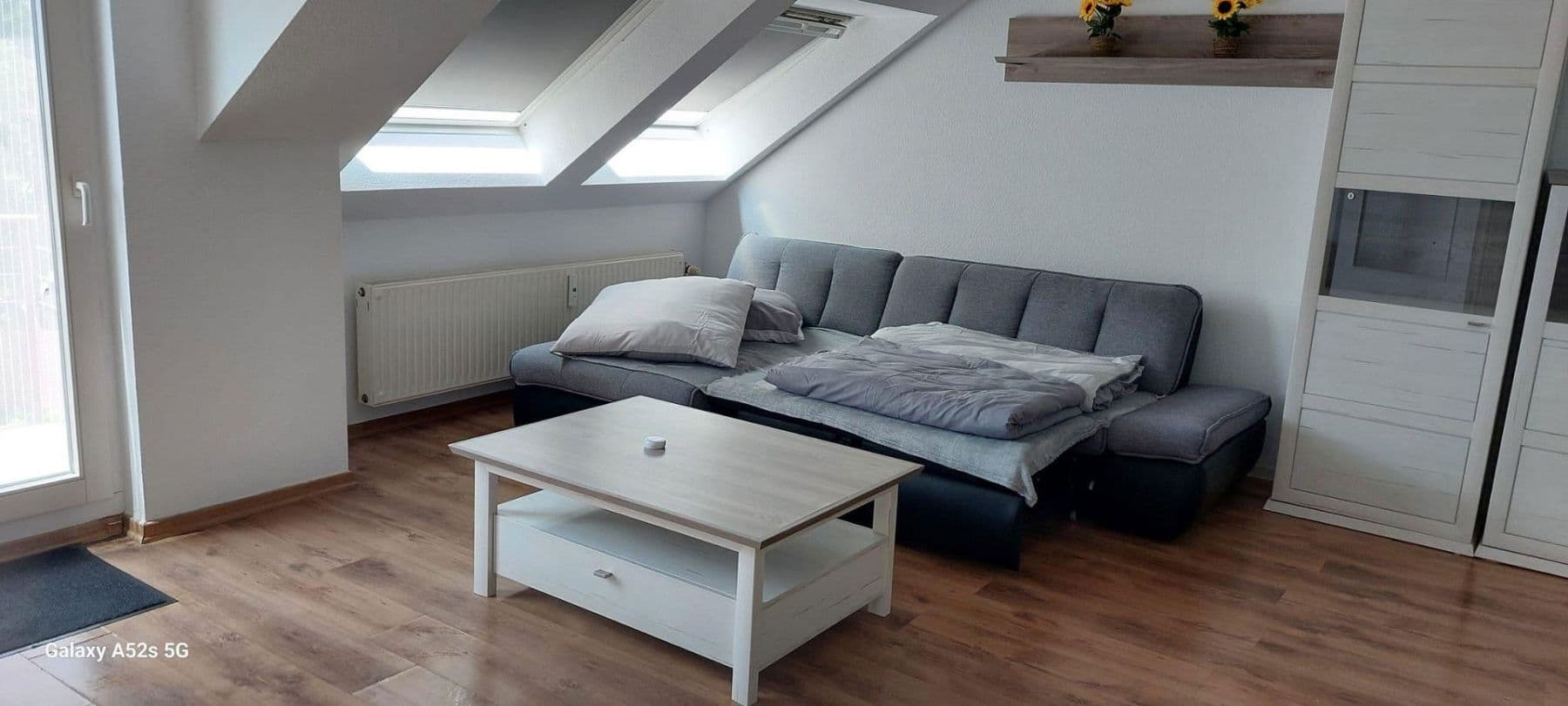 Pronájem bytu 1+1 35 m², Düsseldorf, Severní Porýní-Vestfálsko Pronájem bytu 1+1 35 m², Düsseldorf, Severní Porýní-Vestfálsko