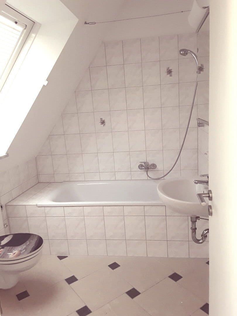 Pronájem bytu 2+1 65 m², Bobingen, Bavorsko Pronájem bytu 2+1 65 m², Bobingen, Bavorsko