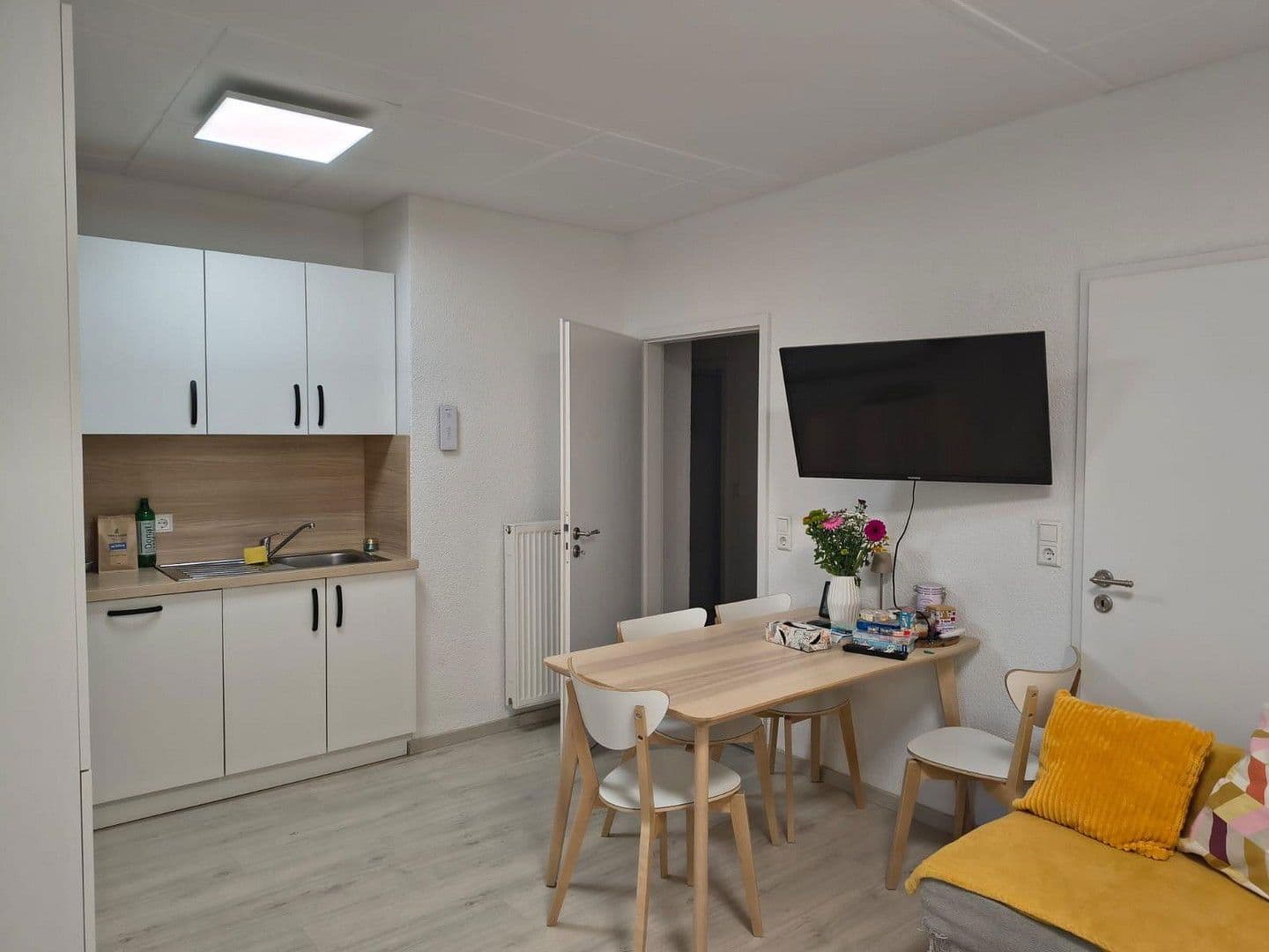 Pronájem bytu 4+1 115 m², Bammental, Bádensko-Württembersko Pronájem bytu 4+1 115 m², Bammental, Bádensko-Württembersko