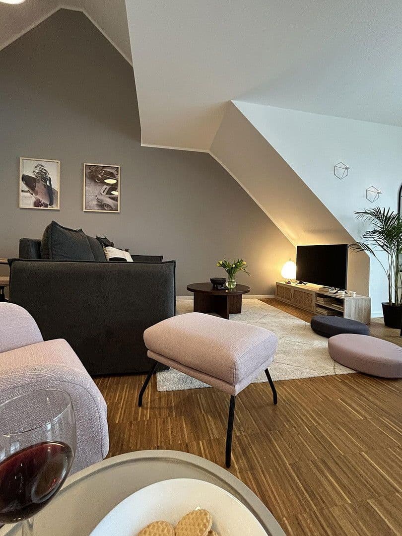 Pronájem bytu 2+1 64 m², Bömelbursgtr. 2, Hannover, Dolní Sasko Pronájem bytu 2+1 64 m², Bömelbursgtr. 2, Hannover, Dolní Sasko