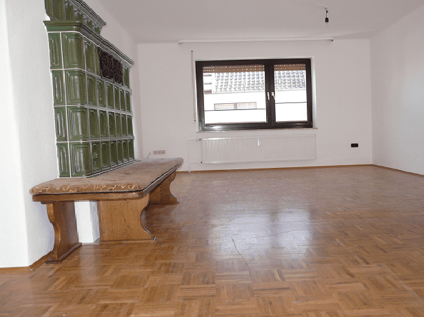 Pronájem domu 230 m², pozemek 3.500 m², Kombergstraße 16, Meißner, Hessen Pronájem domu 230 m², pozemek 3.500 m², Kombergstraße 16, Meißner, Hessen