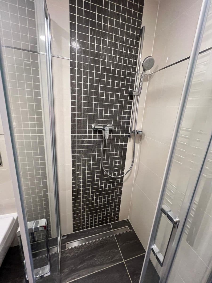 Pronájem bytu 2+kk 67 m², Kurta Konráda, Praha, Praha Pronájem bytu 2+kk 67 m², Kurta Konráda, Praha, Praha