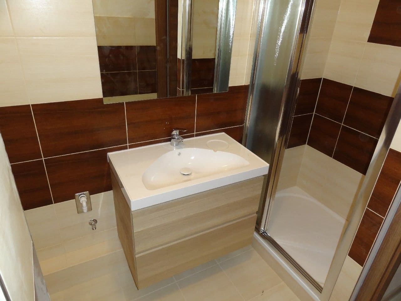 Pronájem bytu 2+kk 48 m², Adamovská, Praha, Praha Pronájem bytu 2+kk 48 m², Adamovská, Praha, Praha