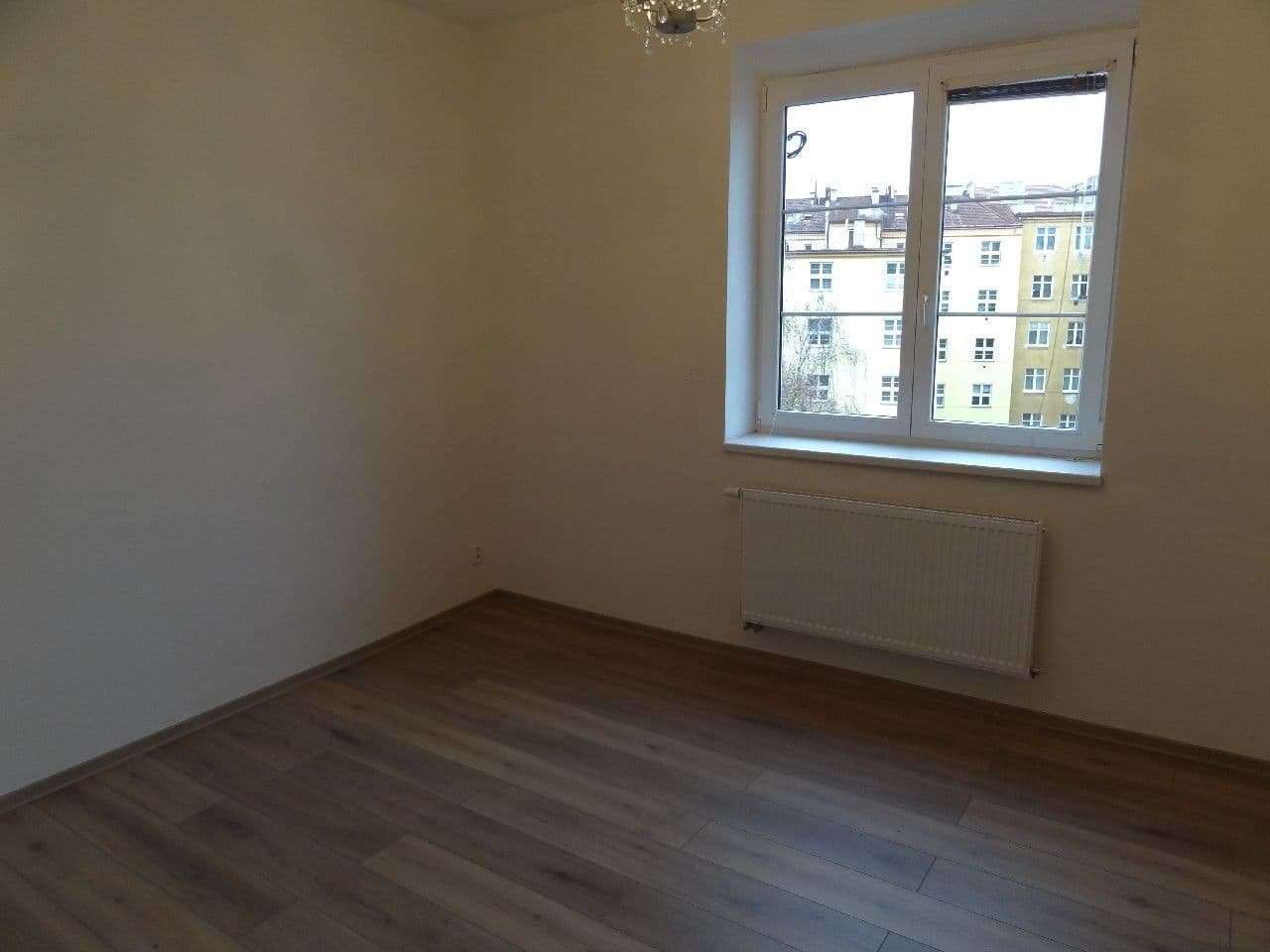 Pronájem bytu 2+kk 48 m², Adamovská, Praha, Praha Pronájem bytu 2+kk 48 m², Adamovská, Praha, Praha