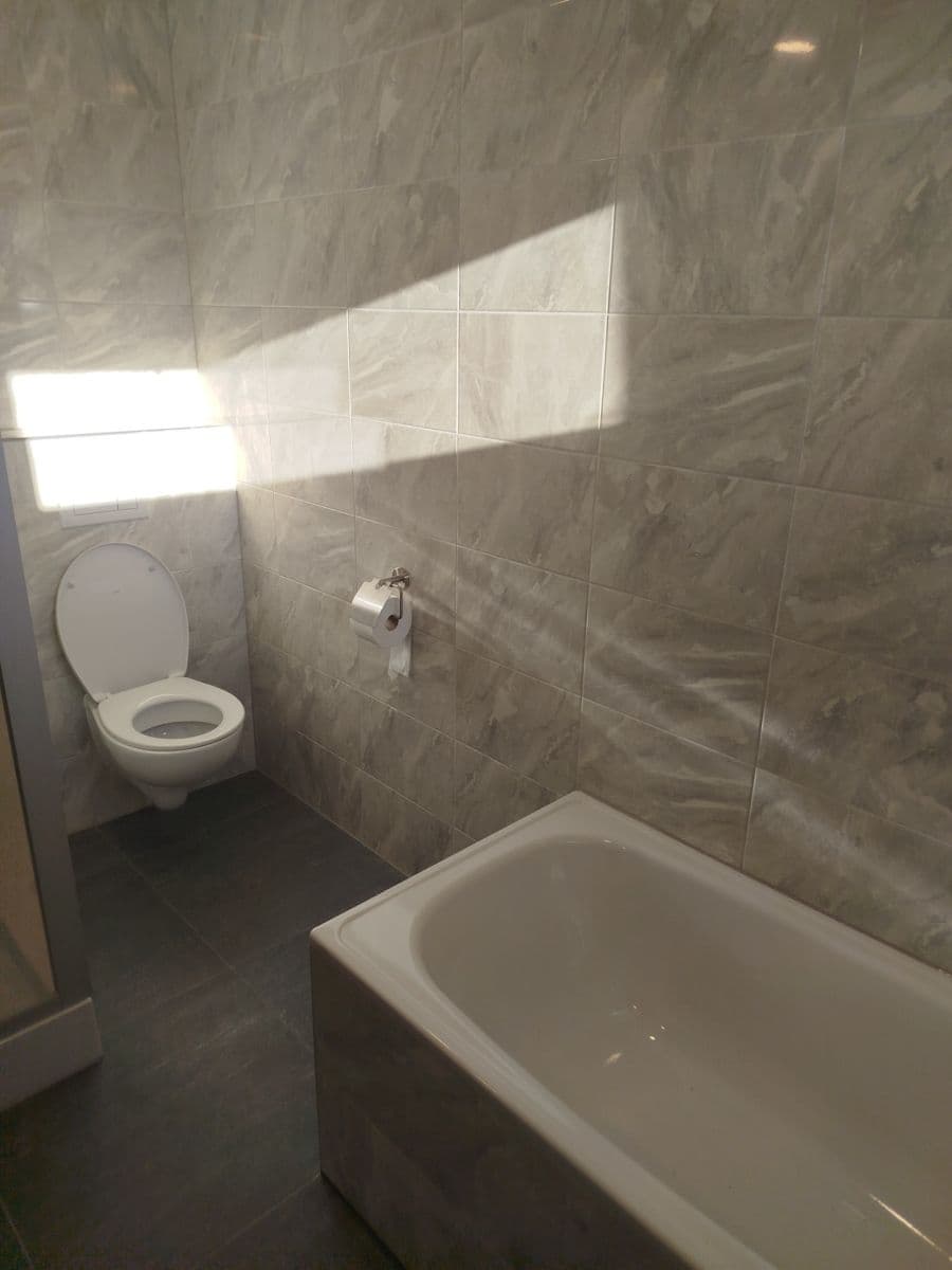 Pronájem domu 112 m², pozemek 400 m², Uhřice, Jihomoravský kraj Pronájem domu 112 m², pozemek 400 m², Uhřice, Jihomoravský kraj