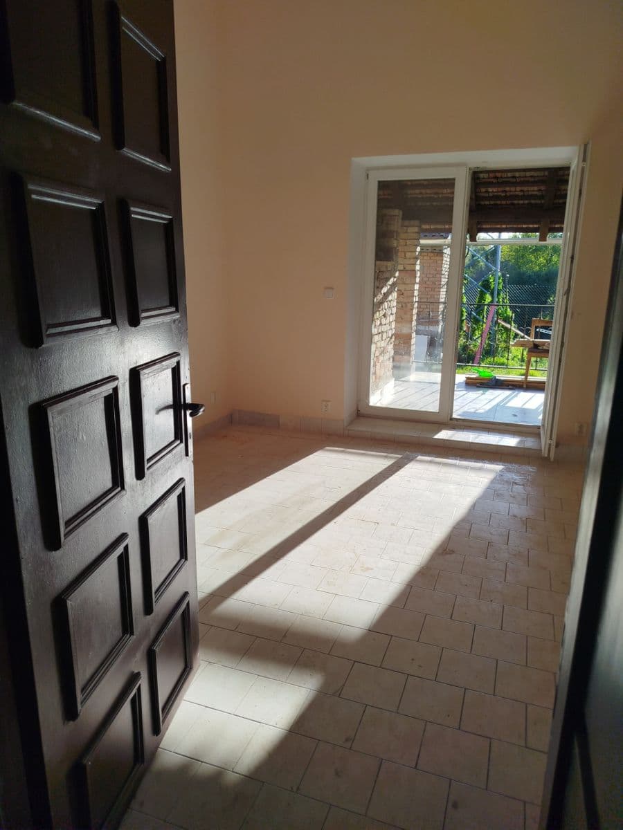 Pronájem domu 112 m², pozemek 400 m², Uhřice, Jihomoravský kraj Pronájem domu 112 m², pozemek 400 m², Uhřice, Jihomoravský kraj