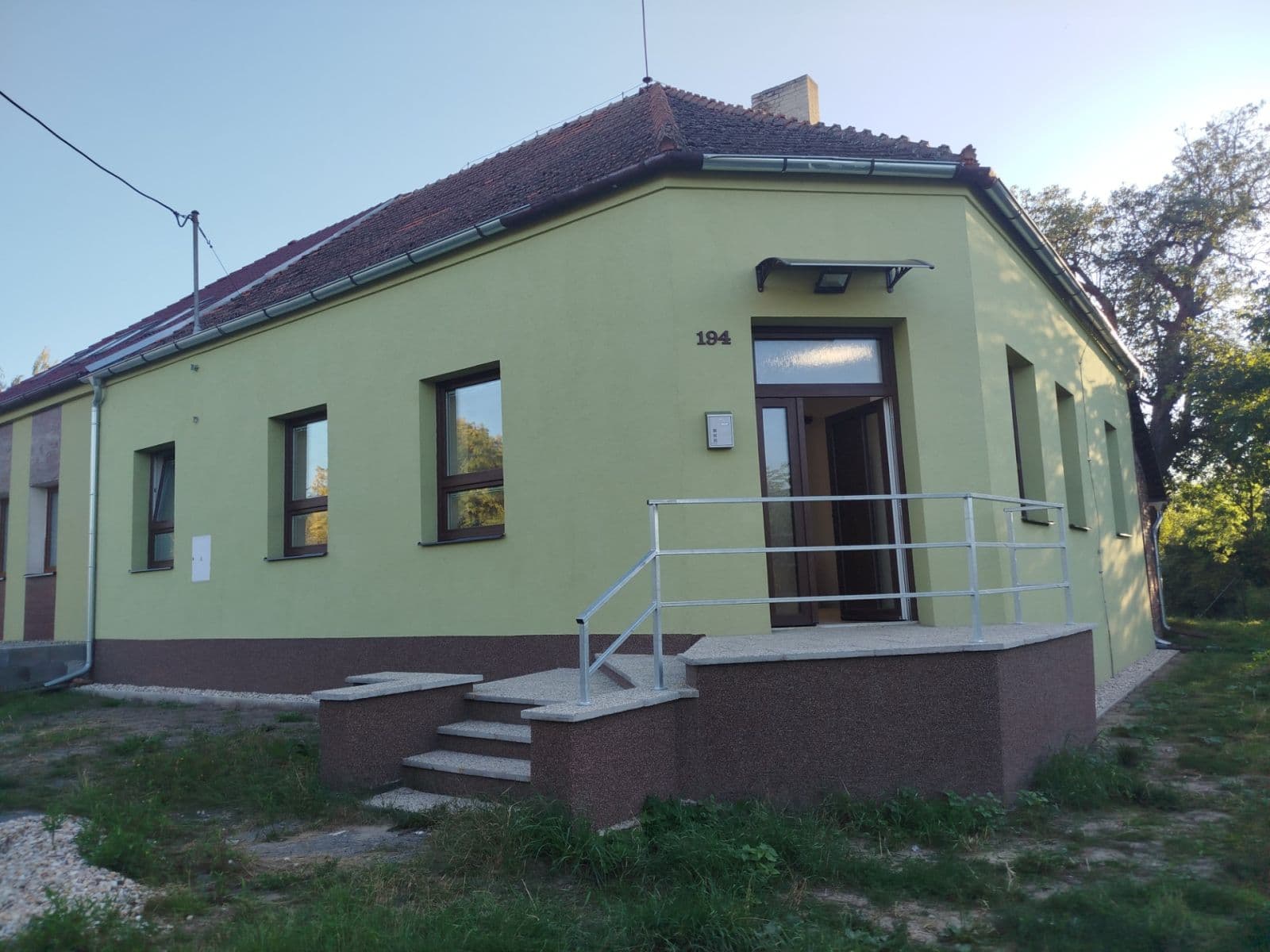 Pronájem domu 112 m², pozemek 400 m², Uhřice, Jihomoravský kraj Pronájem domu 112 m², pozemek 400 m², Uhřice, Jihomoravský kraj