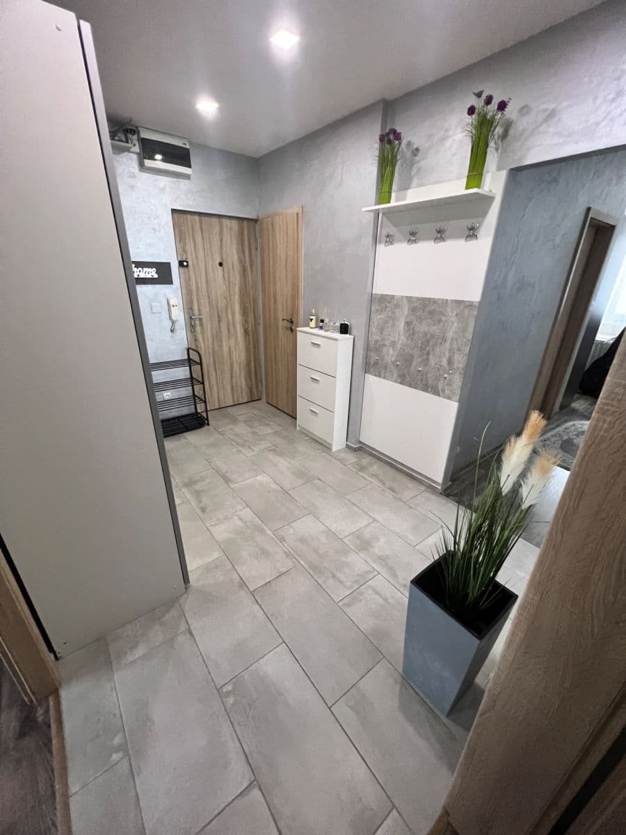 Prodej bytu 4+1 85 m², Budovatelů, Jablonec nad Nisou, Liberecký kraj Prodej bytu 4+1 85 m², Budovatelů, Jablonec nad Nisou, Liberecký kraj