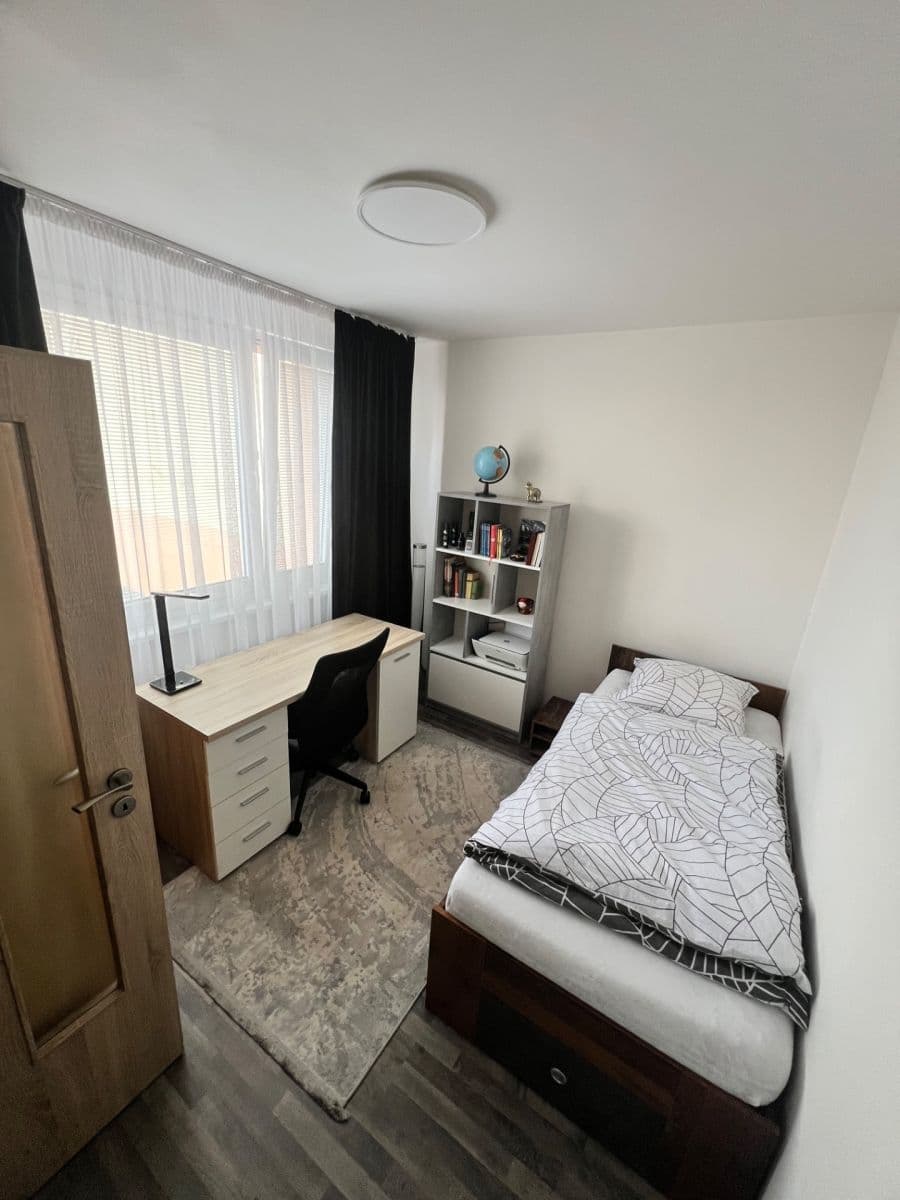 Prodej bytu 4+1 85 m², Budovatelů, Jablonec nad Nisou, Liberecký kraj Prodej bytu 4+1 85 m², Budovatelů, Jablonec nad Nisou, Liberecký kraj
