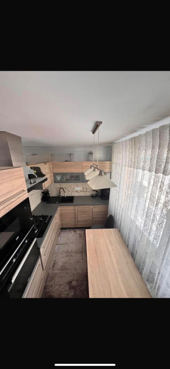 Prodej bytu 4+1 85 m², Budovatelů, Jablonec nad Nisou, Liberecký kraj Prodej bytu 4+1 85 m², Budovatelů, Jablonec nad Nisou, Liberecký kraj