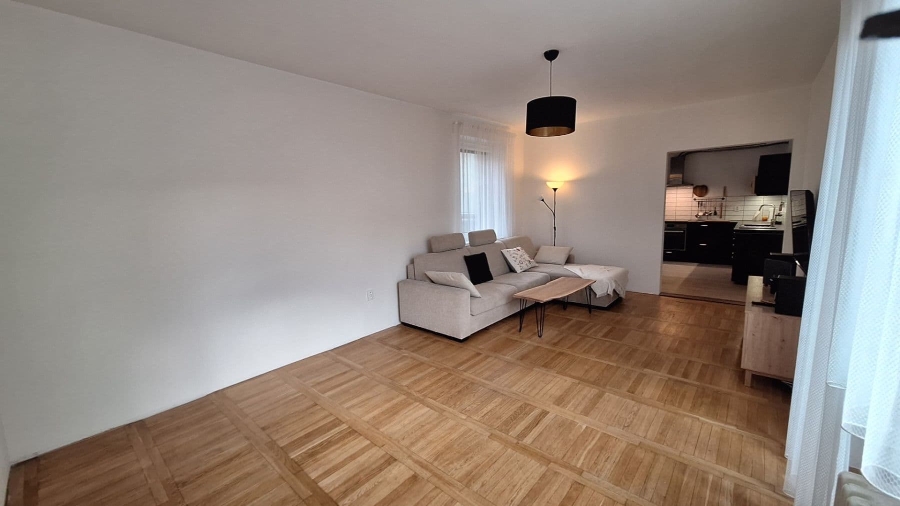 Prodej bytu 4+1 82 m², Nad Kapličkou, Praha, Praha Prodej bytu 4+1 82 m², Nad Kapličkou, Praha, Praha