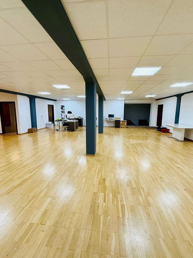 Pronájem kanceláře 220 m², Auhofstraße 9, Aschaffenburg, Bavorsko Pronájem kanceláře 220 m², Auhofstraße 9, Aschaffenburg, Bavorsko