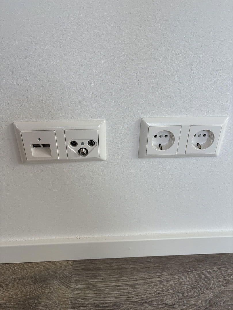 Pronájem bytu 2+1 45 m², Kienhorststr. 103A, Berlin, Berlín Pronájem bytu 2+1 45 m², Kienhorststr. 103A, Berlin, Berlín