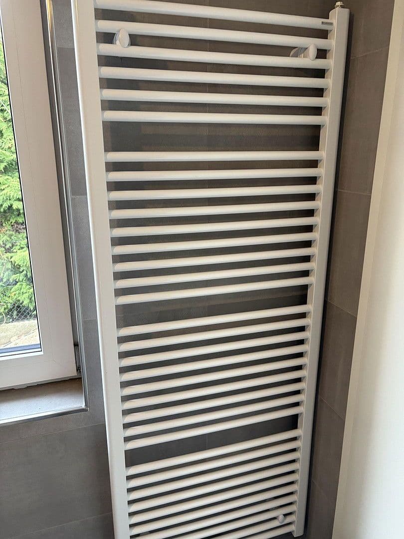 Pronájem bytu 2+1 45 m², Kienhorststr. 103A, Berlin, Berlín Pronájem bytu 2+1 45 m², Kienhorststr. 103A, Berlin, Berlín