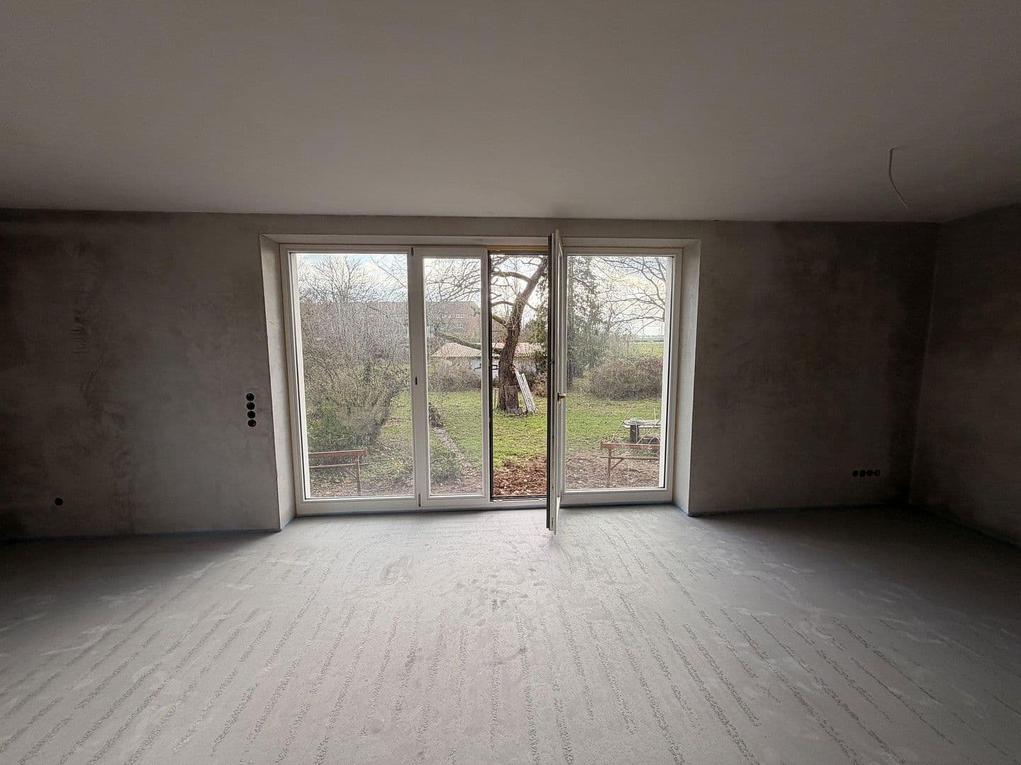 Pronájem domu 150 m², pozemek 500 m², Grenzhof 40, Heidelberg, Bádensko-Württembersko Pronájem domu 150 m², pozemek 500 m², Grenzhof 40, Heidelberg, Bádensko-Württembersko