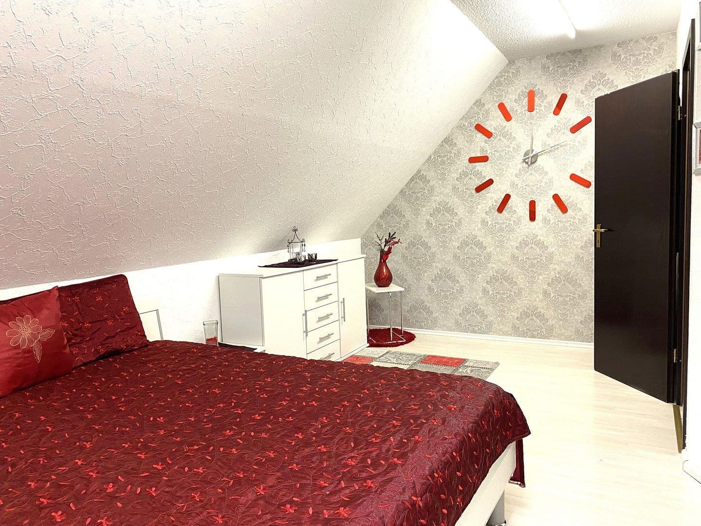 Prodej domu 121 m², pozemek 219 m², Am Uhlensterz 2, Oberhausen, Severní Porýní-Vestfálsko Prodej domu 121 m², pozemek 219 m², Am Uhlensterz 2, Oberhausen, Severní Porýní-Vestfálsko