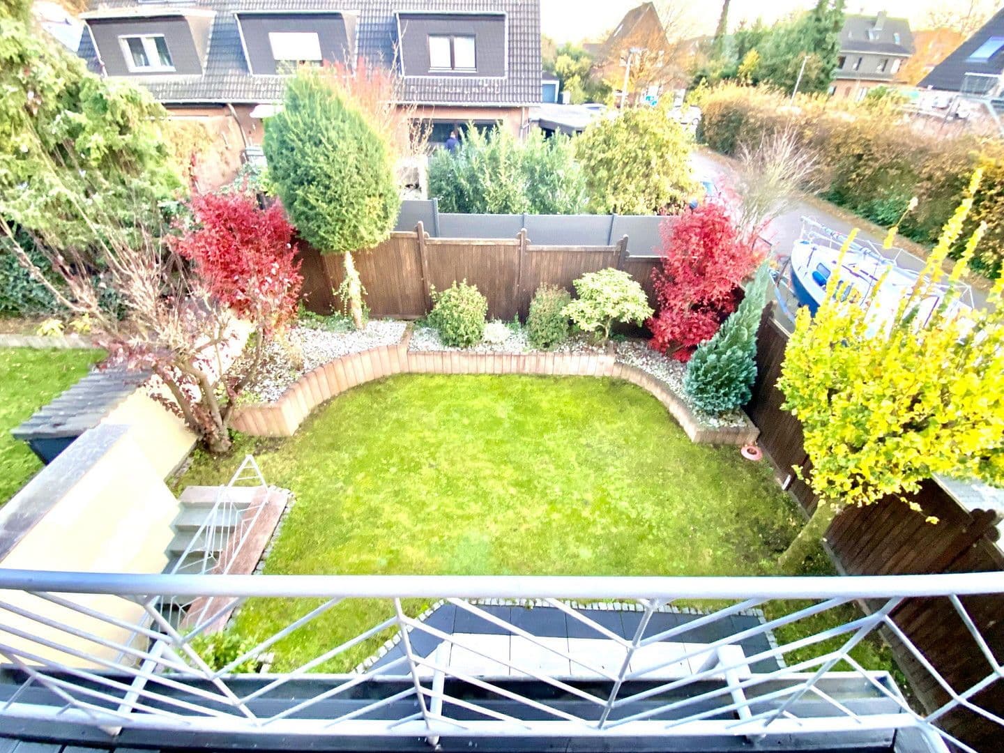 Prodej domu 121 m², pozemek 219 m², Am Uhlensterz 2, Oberhausen, Severní Porýní-Vestfálsko Prodej domu 121 m², pozemek 219 m², Am Uhlensterz 2, Oberhausen, Severní Porýní-Vestfálsko