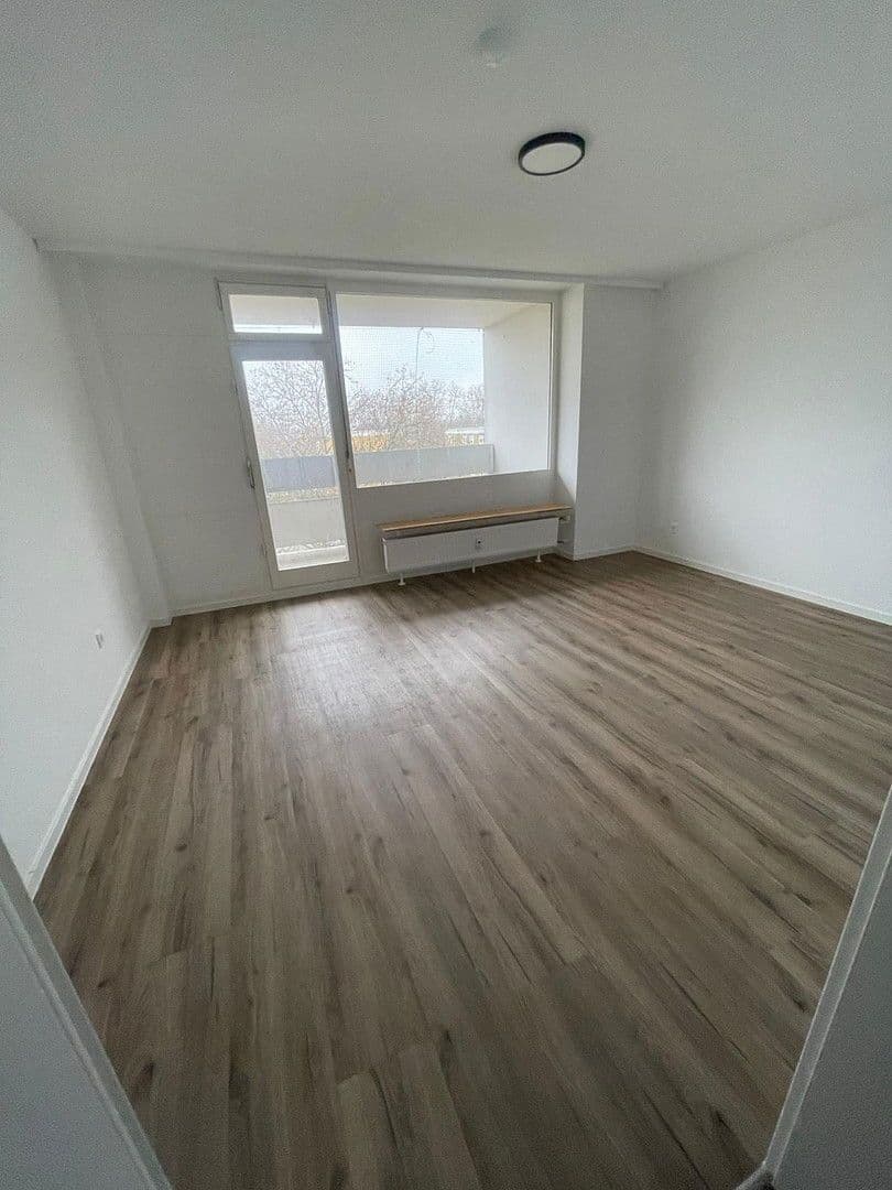 Pronájem bytu 3+1 109 m², Alzeyer Str. 1, Frankfurt, Hessen Pronájem bytu 3+1 109 m², Alzeyer Str. 1, Frankfurt, Hessen