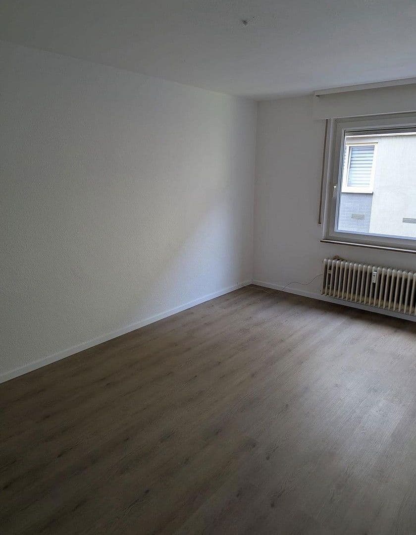 Pronájem bytu 2+1 48 m², Holzgartenstrasse 9, Pforzheim, Bádensko-Württembersko Pronájem bytu 2+1 48 m², Holzgartenstrasse 9, Pforzheim, Bádensko-Württembersko