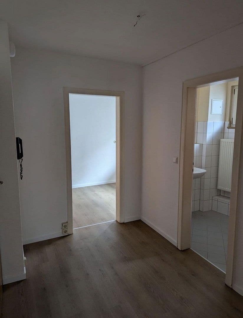 Pronájem bytu 2+1 48 m², Holzgartenstrasse 9, Pforzheim, Bádensko-Württembersko Pronájem bytu 2+1 48 m², Holzgartenstrasse 9, Pforzheim, Bádensko-Württembersko
