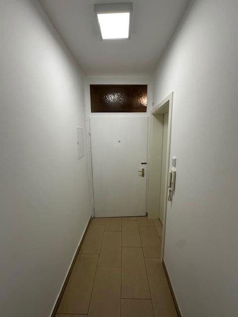 Pronájem bytu 2+1 56 m², Waldstromerstr. 18, Nürnberg, Bavorsko Pronájem bytu 2+1 56 m², Waldstromerstr. 18, Nürnberg, Bavorsko