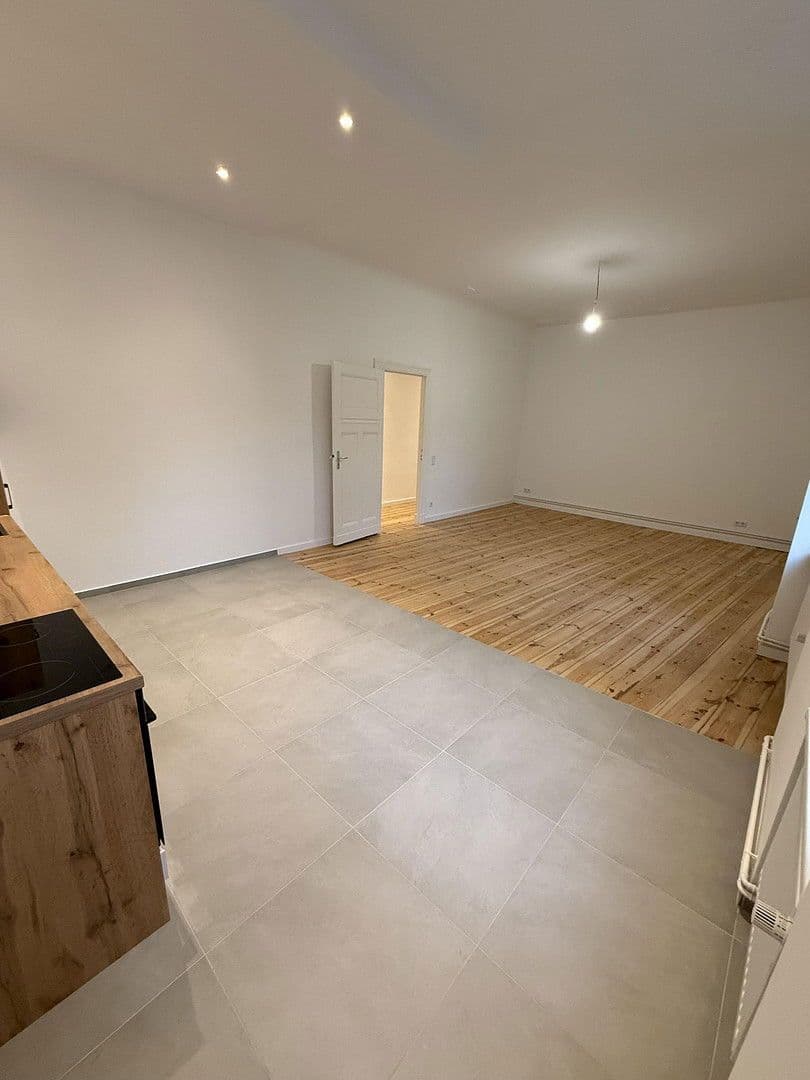 Pronájem bytu 3+1 109 m², Blissestraße, Berlin, Berlín Pronájem bytu 3+1 109 m², Blissestraße, Berlin, Berlín