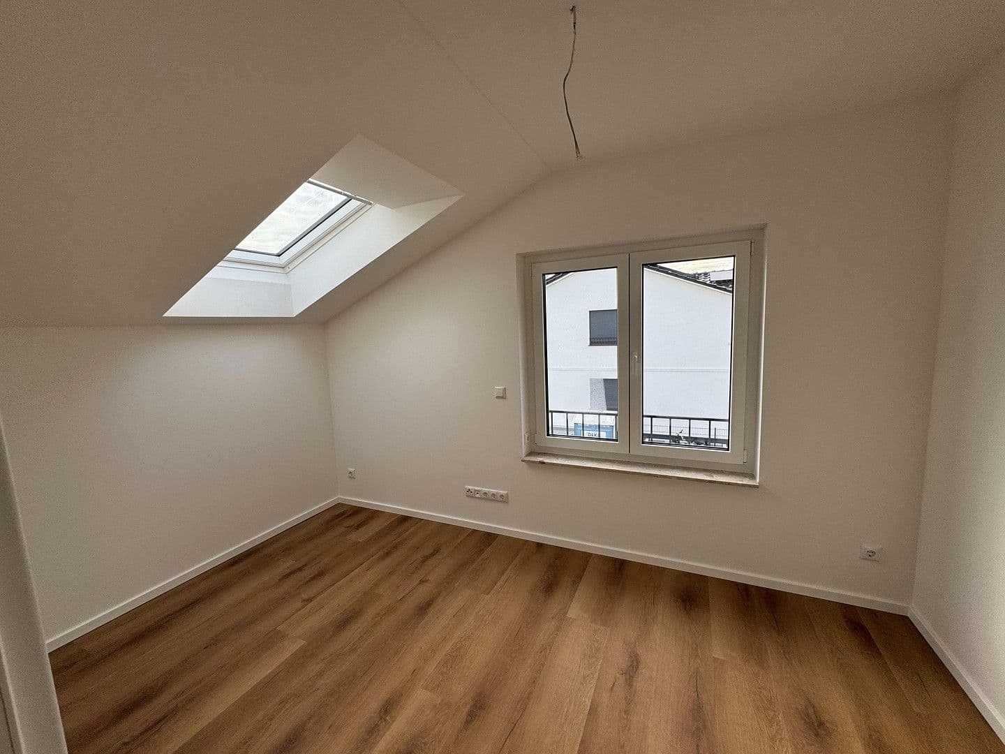 Pronájem bytu 3+1 79 m², Am Lupinenfeld 33A, Berlin, Berlín Pronájem bytu 3+1 79 m², Am Lupinenfeld 33A, Berlin, Berlín