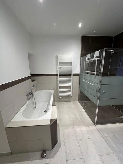 Pronájem bytu 2+1 70 m², Forsthofstr. 1, Nürnberg, Bavorsko Pronájem bytu 2+1 70 m², Forsthofstr. 1, Nürnberg, Bavorsko