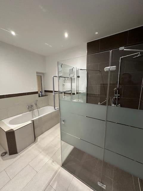 Pronájem bytu 2+1 70 m², Forsthofstr. 1, Nürnberg, Bavorsko Pronájem bytu 2+1 70 m², Forsthofstr. 1, Nürnberg, Bavorsko