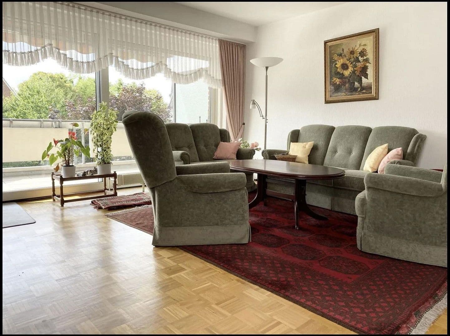 Pronájem bytu 3+1 85 m², Bahlenstrasse 183, Düsseldorf, Severní Porýní-Vestfálsko Pronájem bytu 3+1 85 m², Bahlenstrasse 183, Düsseldorf, Severní Porýní-Vestfálsko