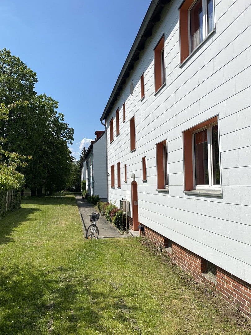 Prodej domu 900 m², pozemek 2.940 m², Weetzer Kirchweg 6, Ronnenberg, Dolní Sasko Prodej domu 900 m², pozemek 2.940 m², Weetzer Kirchweg 6, Ronnenberg, Dolní Sasko