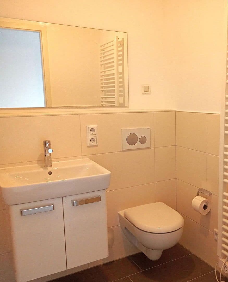 Pronájem bytu 1+1 35 m², Bossestr. 7, Berlin, Berlín Pronájem bytu 1+1 35 m², Bossestr. 7, Berlin, Berlín