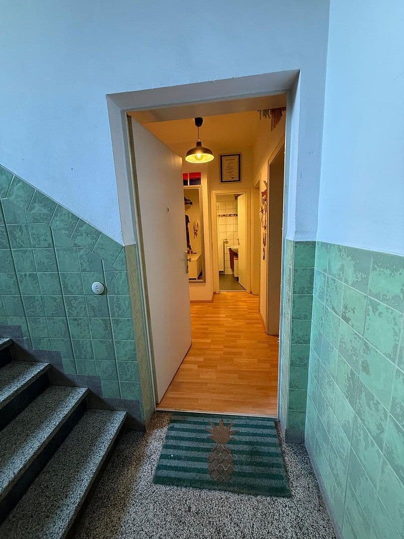 Pronájem bytu 2+1 73 m², Kurfürstenstr. 12-14, Köln, Severní Porýní-Vestfálsko Pronájem bytu 2+1 73 m², Kurfürstenstr. 12-14, Köln, Severní Porýní-Vestfálsko