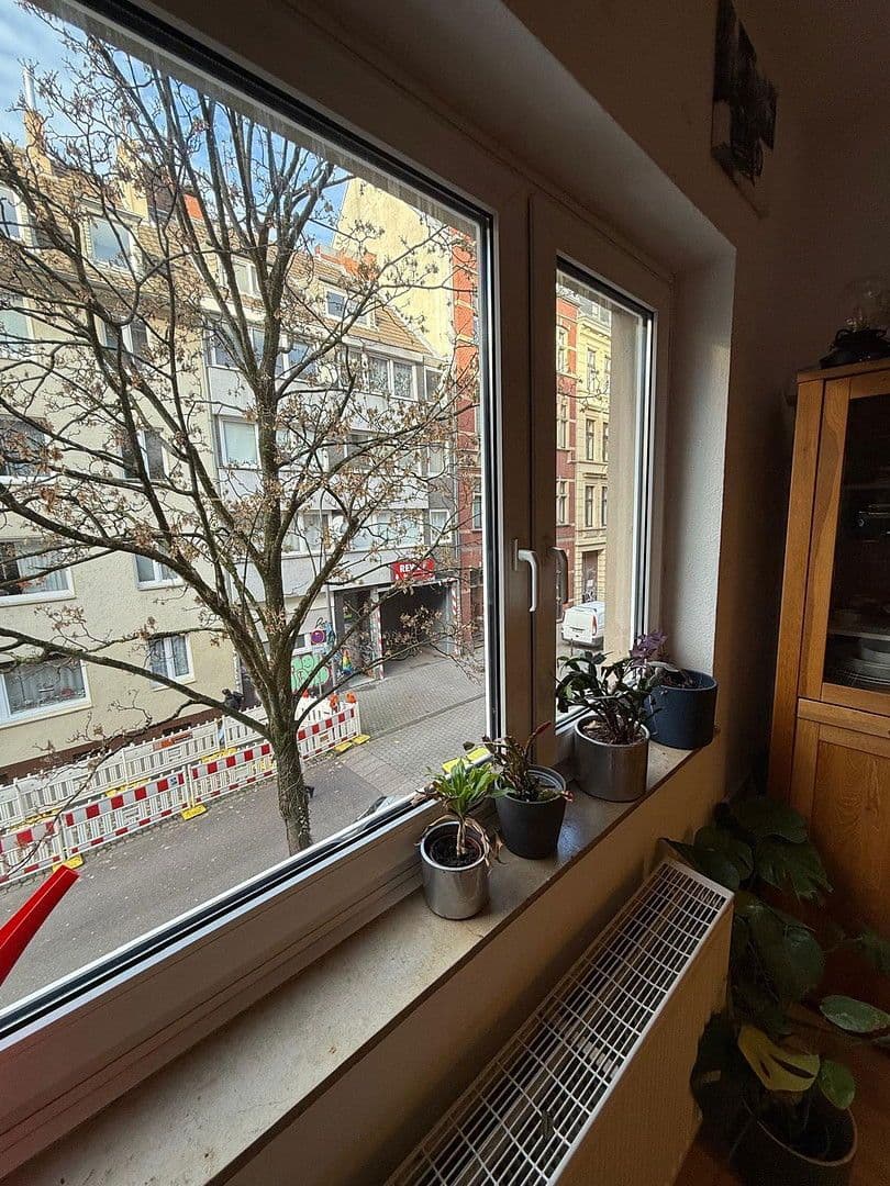 Pronájem bytu 2+1 73 m², Kurfürstenstr. 12-14, Köln, Severní Porýní-Vestfálsko Pronájem bytu 2+1 73 m², Kurfürstenstr. 12-14, Köln, Severní Porýní-Vestfálsko