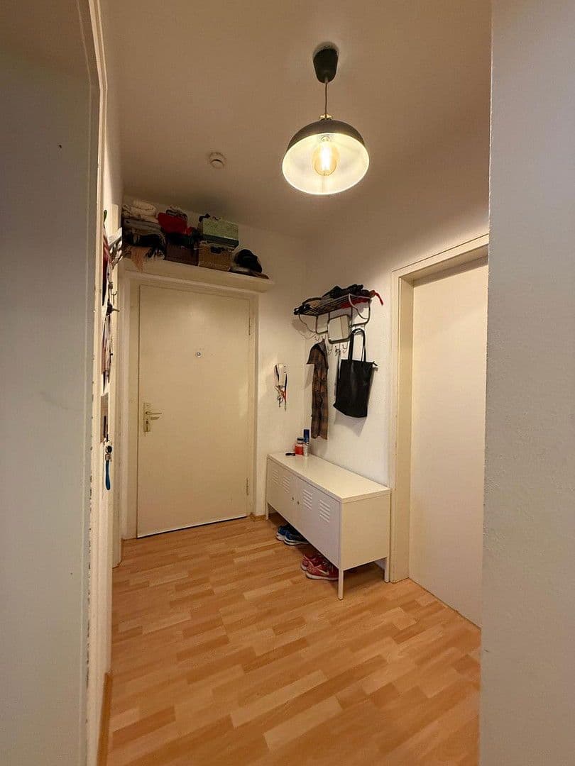 Pronájem bytu 2+1 73 m², Kurfürstenstr. 12-14, Köln, Severní Porýní-Vestfálsko Pronájem bytu 2+1 73 m², Kurfürstenstr. 12-14, Köln, Severní Porýní-Vestfálsko