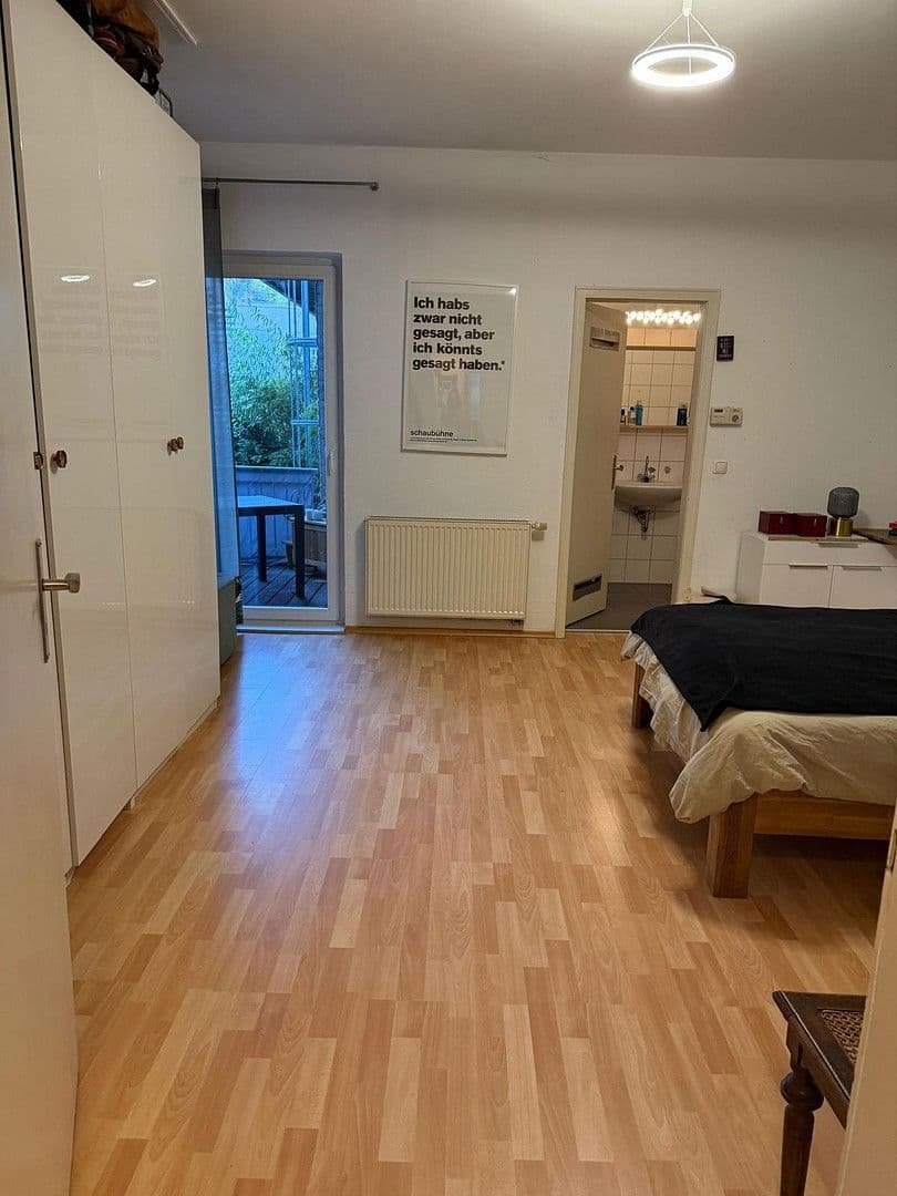 Pronájem bytu 2+1 73 m², Kurfürstenstr. 12-14, Köln, Severní Porýní-Vestfálsko Pronájem bytu 2+1 73 m², Kurfürstenstr. 12-14, Köln, Severní Porýní-Vestfálsko