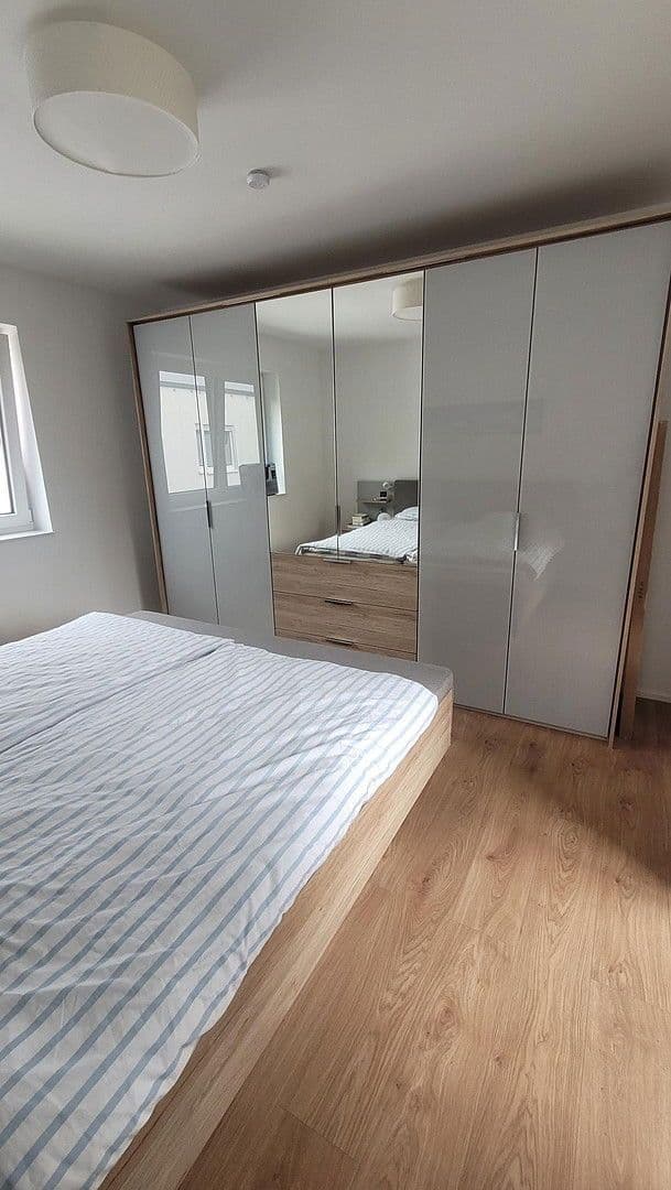 Pronájem bytu 3+1 93 m², Siegburger Straße 44a, Overath, Severní Porýní-Vestfálsko Pronájem bytu 3+1 93 m², Siegburger Straße 44a, Overath, Severní Porýní-Vestfálsko