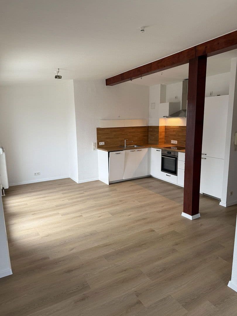 Pronájem bytu 1+1 37 m², Oppenheim, Porýní-Falc Pronájem bytu 1+1 37 m², Oppenheim, Porýní-Falc