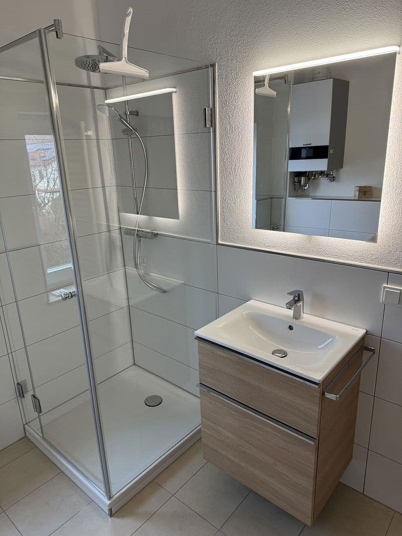 Pronájem bytu 1+1 37 m², Oppenheim, Porýní-Falc Pronájem bytu 1+1 37 m², Oppenheim, Porýní-Falc