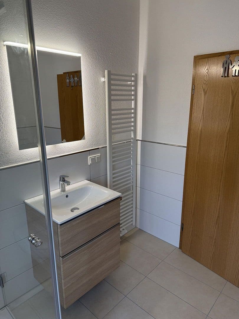 Pronájem bytu 1+1 37 m², Oppenheim, Porýní-Falc Pronájem bytu 1+1 37 m², Oppenheim, Porýní-Falc