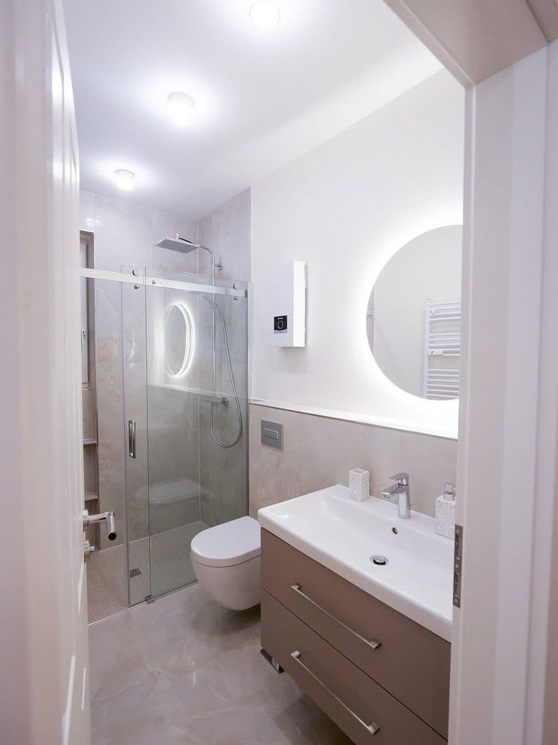 Pronájem bytu 2+1 61 m², Pfalzburger Str. 3, Berlin, Berlín Pronájem bytu 2+1 61 m², Pfalzburger Str. 3, Berlin, Berlín