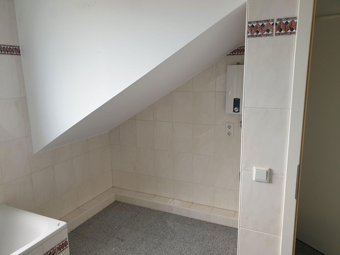 Prodej bytu 3+1 85 m², Langenfeld (Rheinland), Severní Porýní-Vestfálsko Prodej bytu 3+1 85 m², Langenfeld (Rheinland), Severní Porýní-Vestfálsko